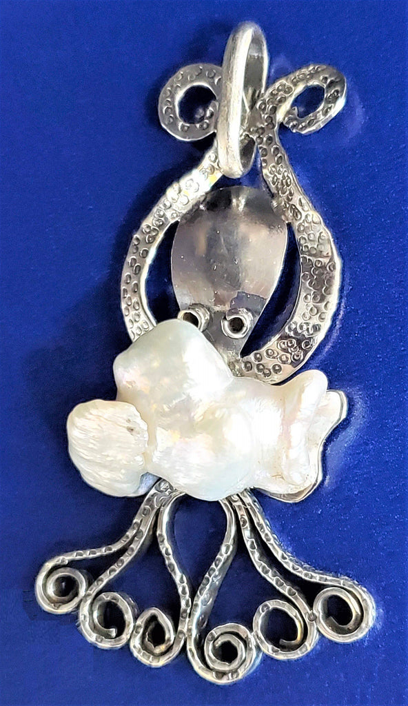 Pendants - Baroque Pearl Pendant