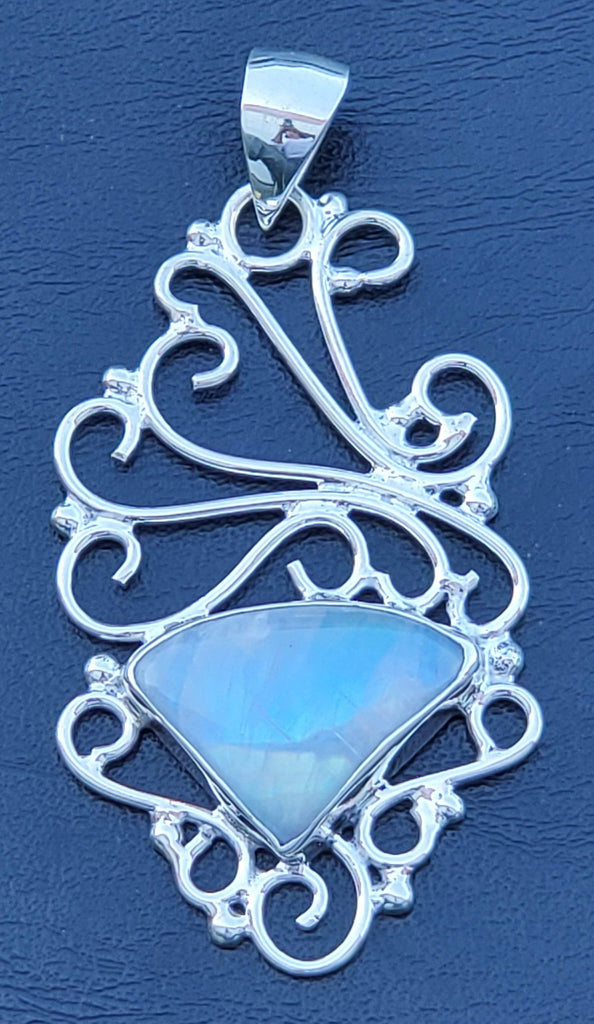 Pendants - Moonstone Pendant
