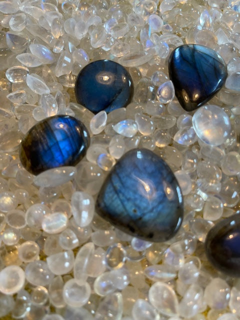 Labradorite and Moonstone Jewelry