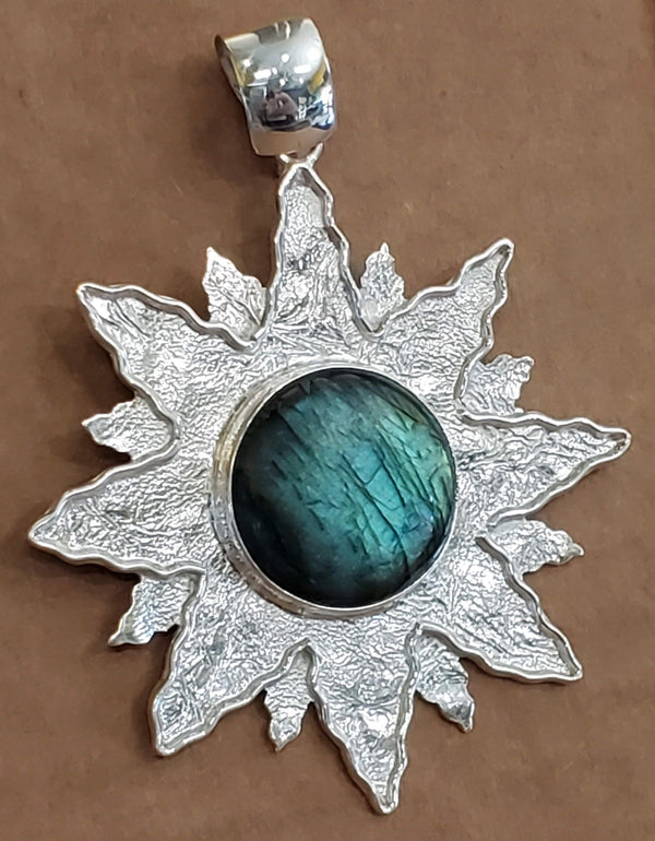 Pendants - Labradorite Pendant