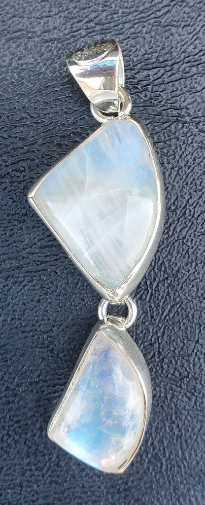 Pendants - Moonstone Pendant